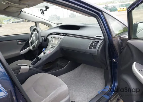 2015 Toyota Prius Three z USA, uszkodzony, nr VIN JTDKN3DU8F0408862